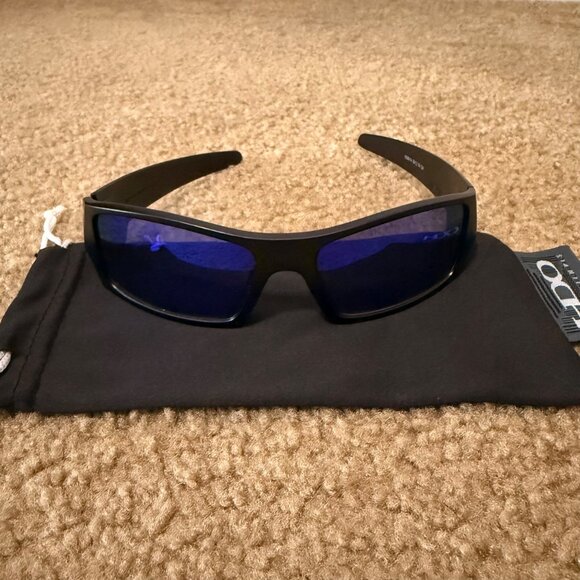 ( OO9014 ) Oakley Gascan Black Matte Frame Sapphire Iridium Lens - Picture 5 of 8